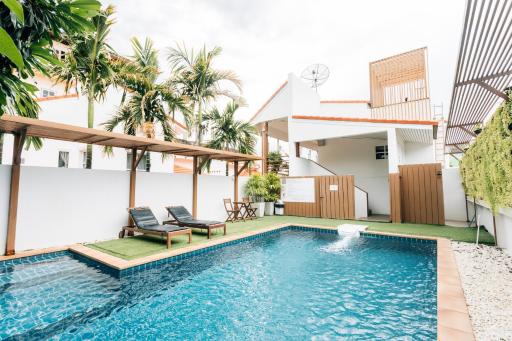 Talay Hotel and Villa Cha-am - Housity