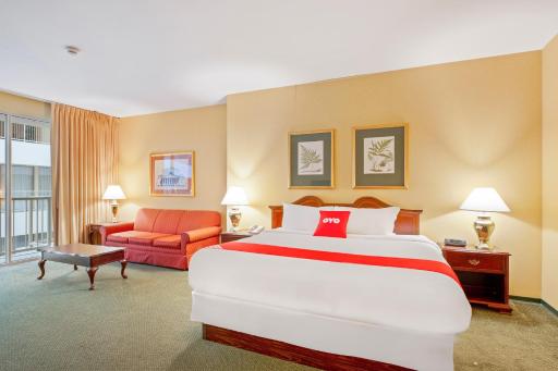 OYO Hotel St Louis Downtown City Center MO - Housity
