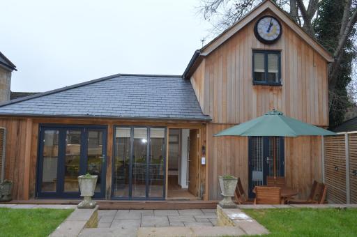 Cedar Lodge 2 ensuite bedroom cottage near Bath - Housity