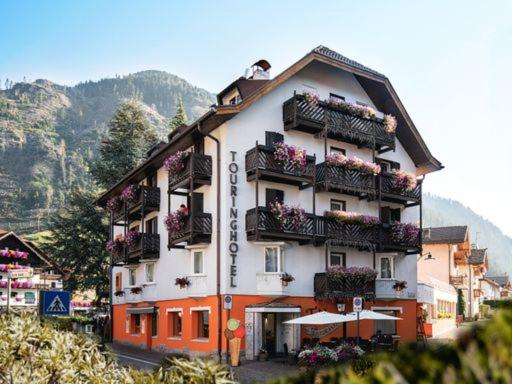 Hotel Touring - Housity