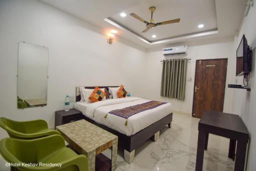 Hotel Keshav Residency - Housity