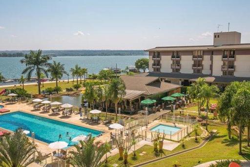 Flat Life Resort com vista do Lago - Housity