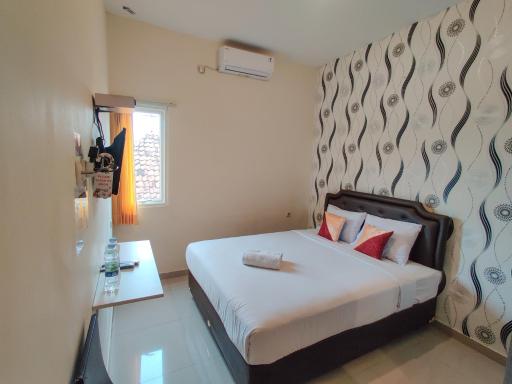 Ayuning Guest House Syariah Semarang Mitra RedDoorz - Hizvo