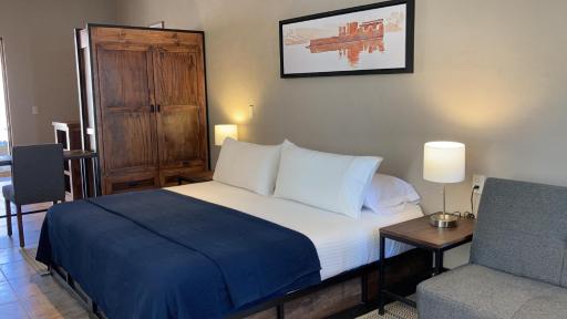 El Faro Hotel Retreat - Housity