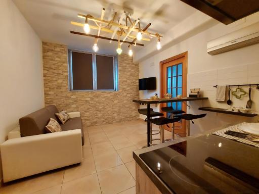Balzico House - Housity