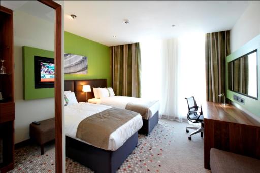 Holiday Inn Bristol City Centre, an IHG Hotel - Housity