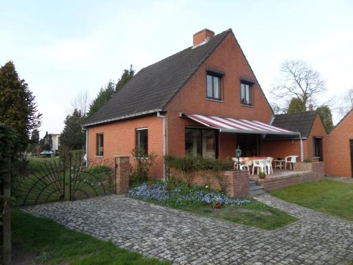 Villa Bijenhof - Housity