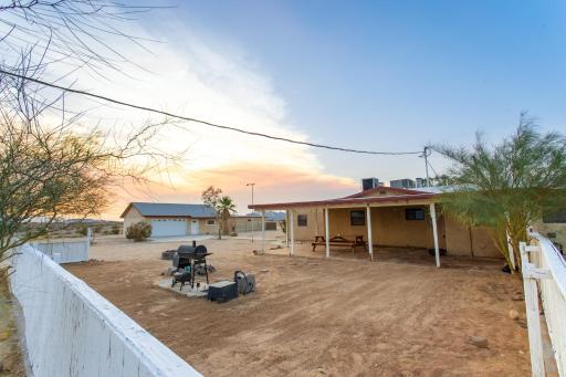 Desert Gem - Housity