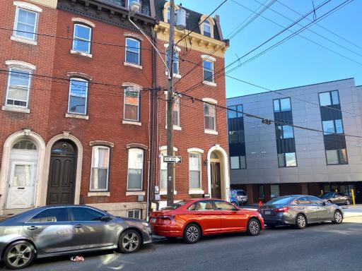 Alina & Fanny - Philadelphia 1224 Mt Vernon St - Housity