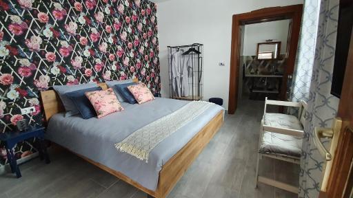 Tisza White House - Housity