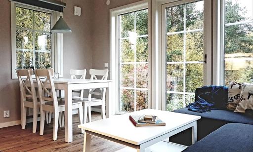Nybyggd stuga intill skogsbrynet - New built cottage next to the cowberry forest - Housity