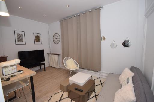 CHIC APPART DESIGN - HYPER CENTRE - TRAMWAY - FREE WIFI - leRelaisdOdile12 - Housity
