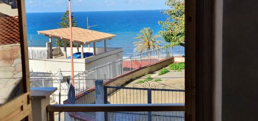 Romantic apartment with sea view in Alcamo Terrace & BBQ - Housity