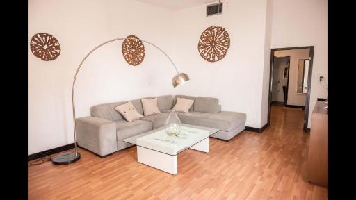 4 Master Suite for 2 People - Housity