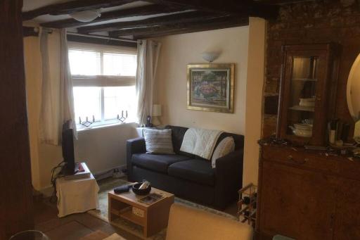 Cathedral View Cottage, Canterbury - Housity