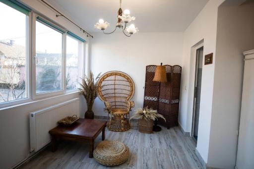 Arad Apartment - Vintage Design - Housity