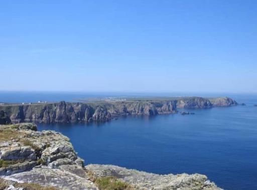 Stunning Tory Island Apartment - Housity