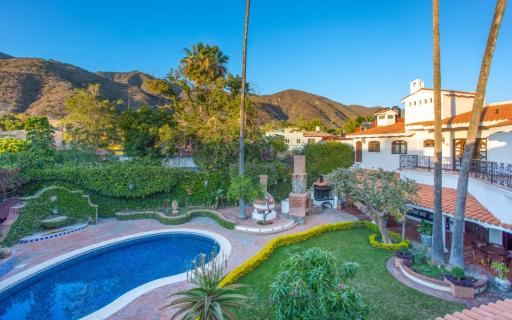 Caroline Bella Bed & Breakfast - Housity