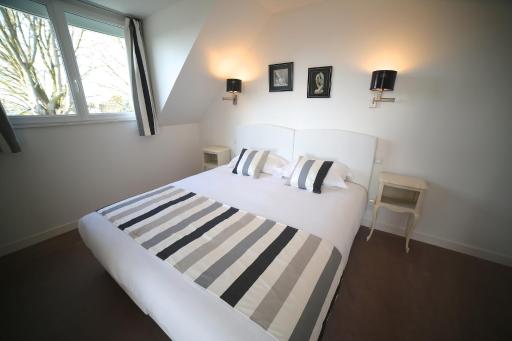 Hotel Restaurant Le Lion d'Or - Housity