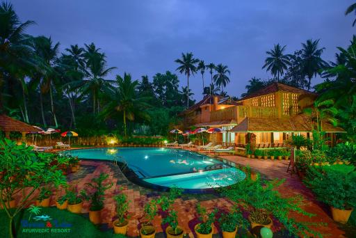 Beach and Lake Ayurvedic Resort, Kovalam - Hizvo