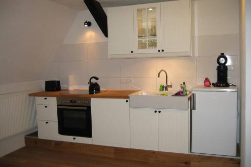 Staying in an historic frame house - Housity