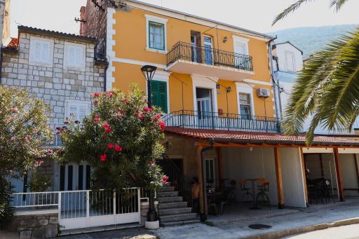 Dream House Rajic - Housity