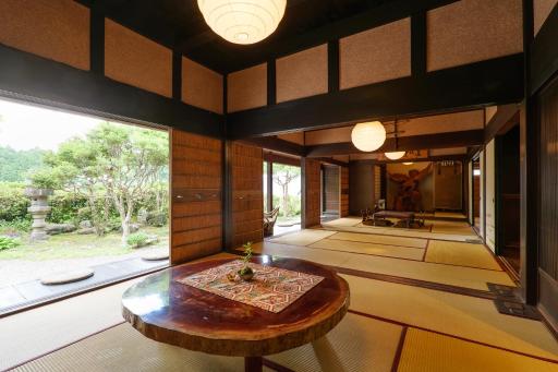 The Ninja Mansion - Housity