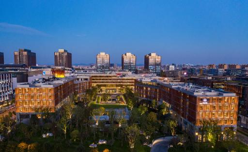 Grand WUJI Hotel, in The Unbound Collection by Hyatt - Housity