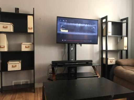 Awesome Townhouse 3 bedrooms and 2 bath - Housity