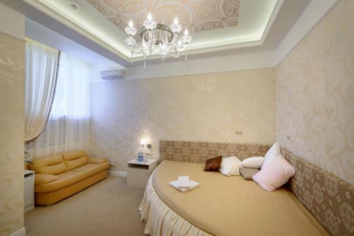 Silver Horse Boutique Hotel - Housity