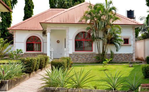 2 Bedroom Bungalow in Alalubosa GRA - Housity