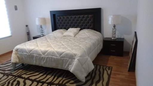 2 Large Apartment for 2 People - Housity