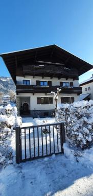 Haus Pankratz - Housity