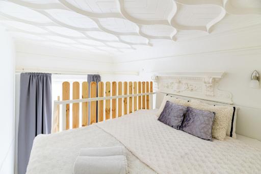 Crystal Downtown Apartments - Housity