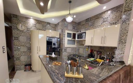 Rony's Ocean View Family Apartment - Housity