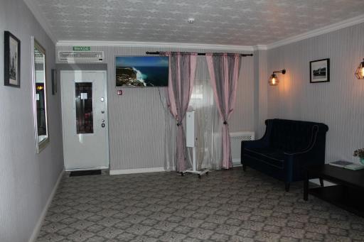 Dumas Hotel - Housity