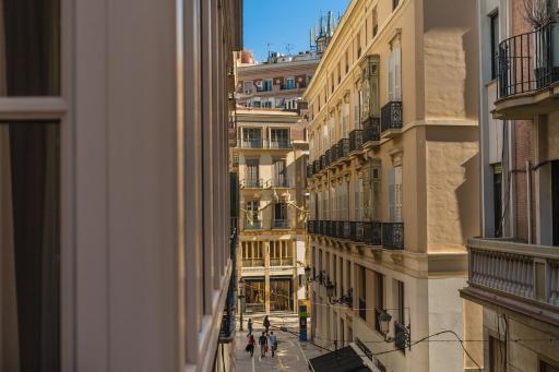 Debambú Larios - Housity