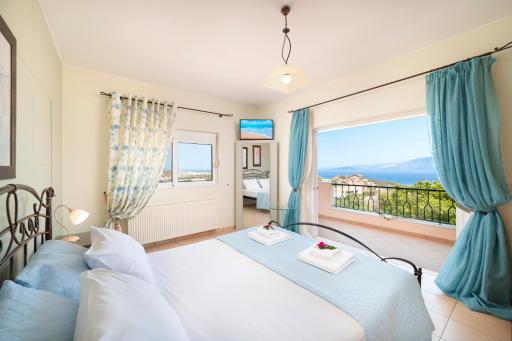 Beach Villa Odyssia - Housity