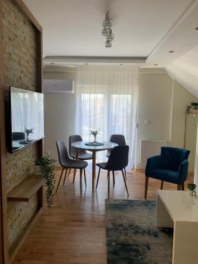 VIP House 1 - Housity