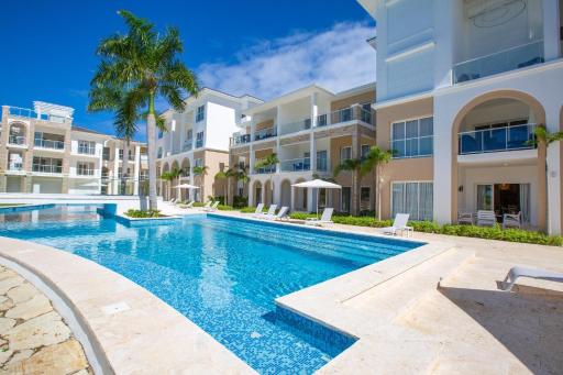 Beach Club & Pool W Smarttvhard Rock Condo - Housity