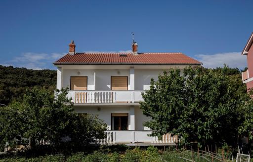 Apartment Ante Kampor - Housity