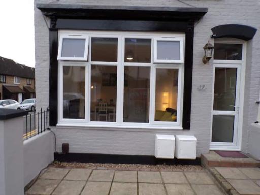 City Beach AirBnB Southend on Sea, - Housity