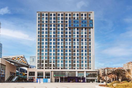 Holiday Inn Express Shanghai Baoyang, an IHG Hotel - Housity