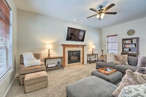 Flagstaff Retreat with Deck about 2 Mi to Downtown - Housity