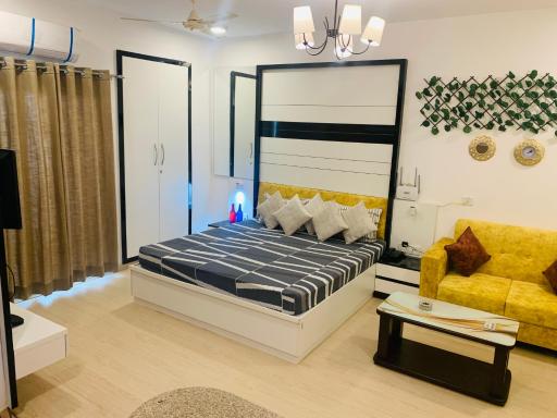 The Solitaire Square near IndiaExpo Mart - Housity