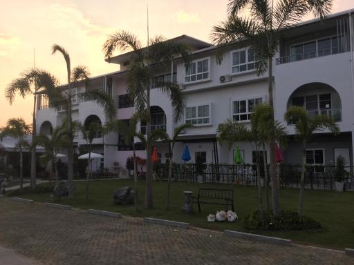 ปันดีการ์เดนท์โฮม - Housity