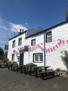 Queens Arms Litton - Housity
