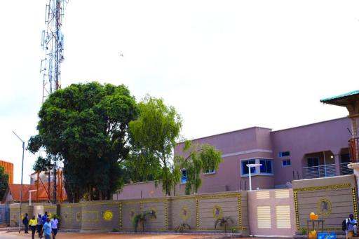 Town Lodge Executive by Colibri - Housity