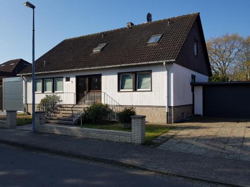 WEDEMARK-Apartment-Haus für bis zu 24 Personen - Housity