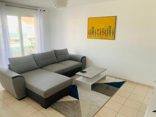 Appart 1 salon 1 chambre immeuble très calme - Housity